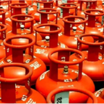 দাম বাড়ছে না কমছে? এলপিজির নতুন মূল্য ঘোষণা সোমবার।